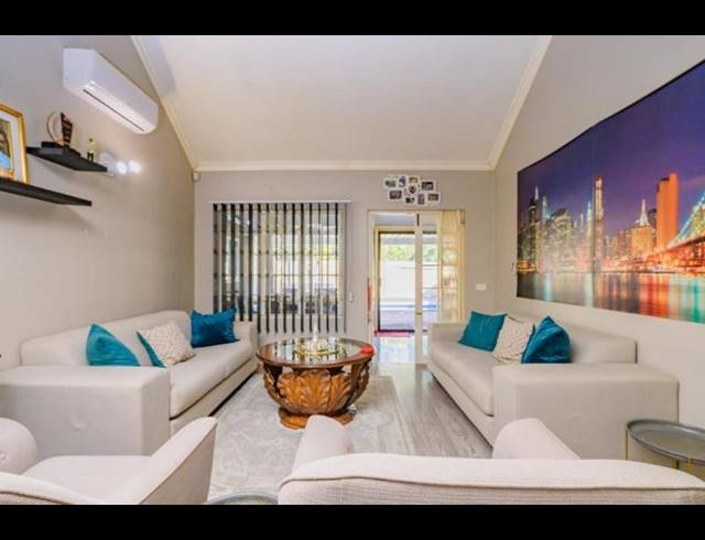 3 BEDROOM DUPLEX FOR SALE IN MALVERN